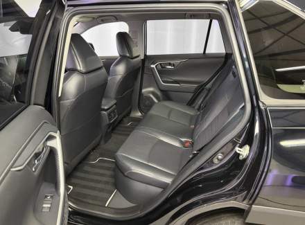 Toyota - RAV 4