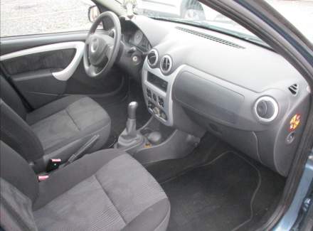 Dacia - Sandero