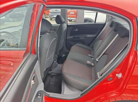 Kia - Rio