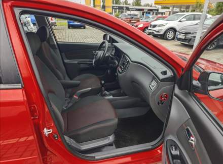 Kia - Rio