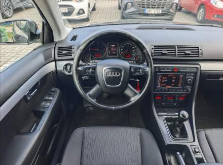 Audi - A4