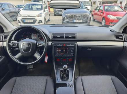 Audi - A4