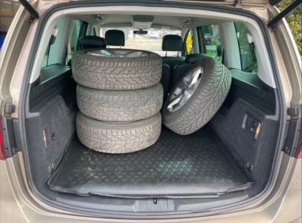 Volkswagen - Sharan