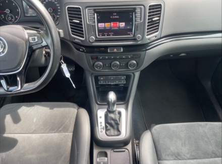Volkswagen - Sharan