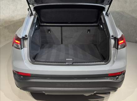 Audi - Q4 e-tron