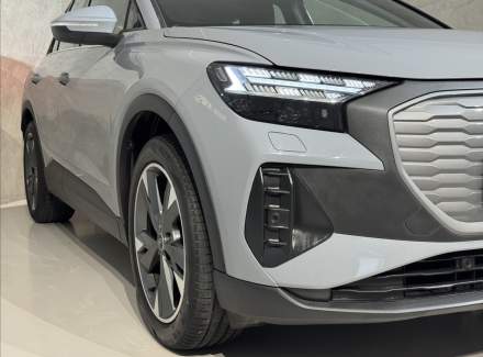 Audi - Q4 e-tron