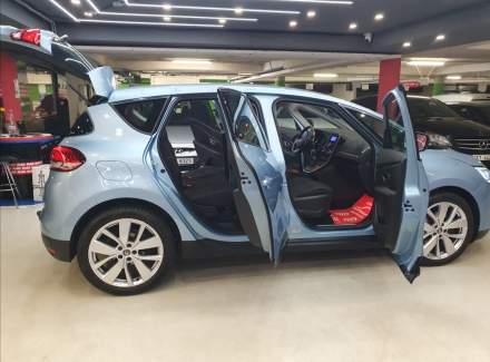 Renault - Scenic