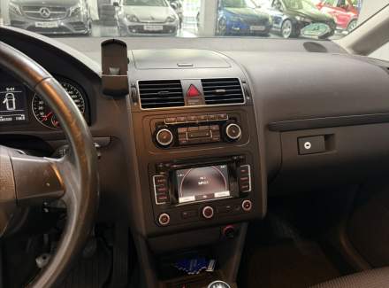 Volkswagen - Touran