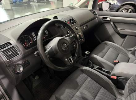 Volkswagen - Touran