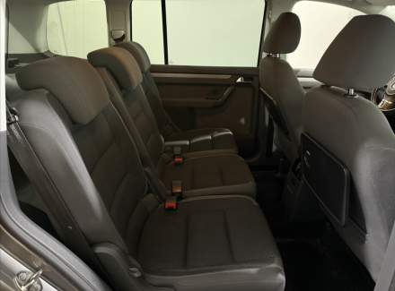 Volkswagen - Touran