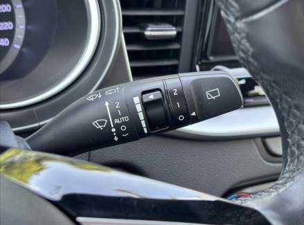 Kia - Cee'd