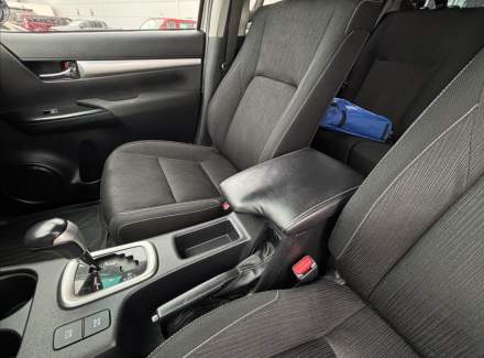 Toyota - Hilux