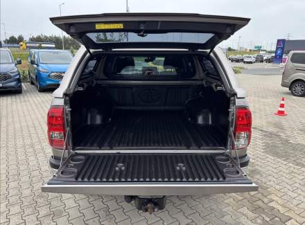 Toyota - Hilux