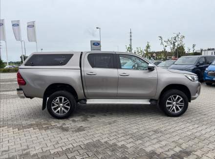 Toyota - Hilux