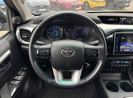 Toyota - Hilux