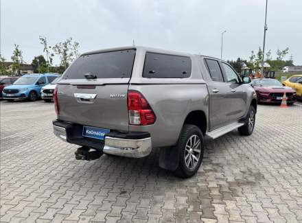 Toyota - Hilux