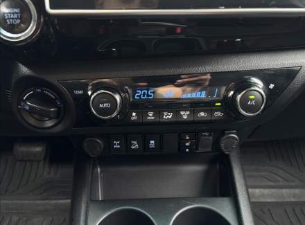 Toyota - Hilux
