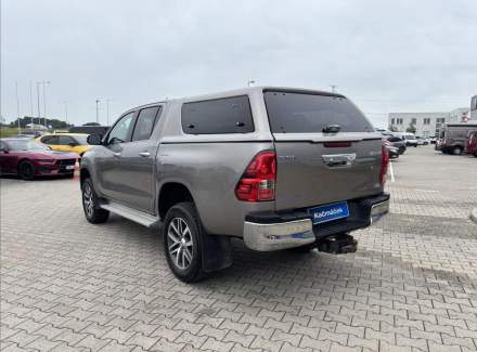 Toyota - Hilux