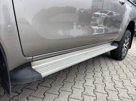 Toyota - Hilux