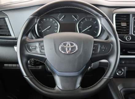 Toyota - Proace