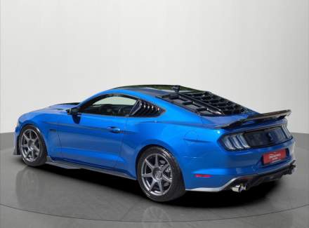Ford - Mustang