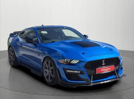 Ford - Mustang