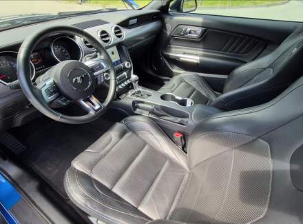 Ford - Mustang