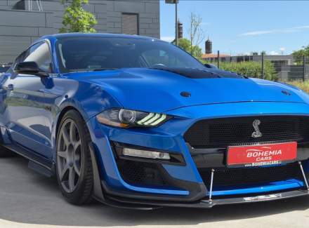 Ford - Mustang