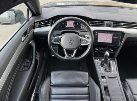 Volkswagen - Passat
