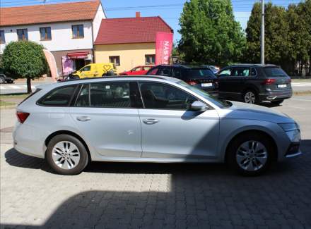 Škoda - Octavia