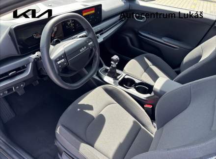 Kia - K4