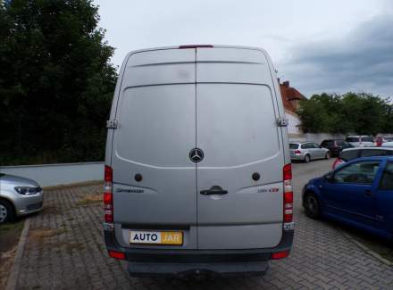 Mercedes-Benz - Sprinter