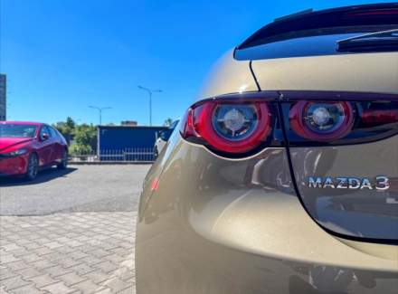 Mazda - 3