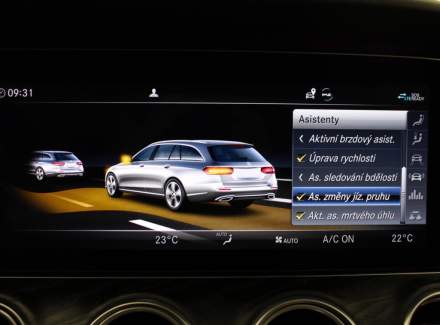 Mercedes-Benz - E-class