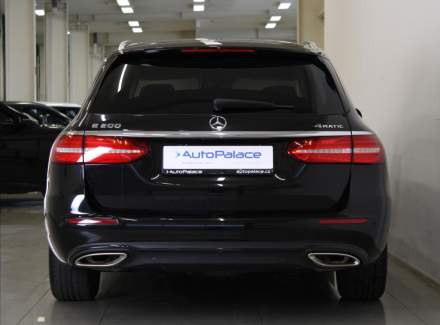 Mercedes-Benz - E-class