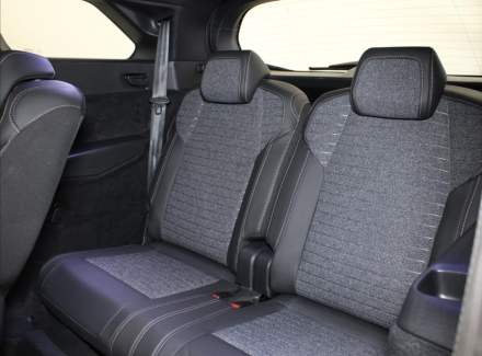 Peugeot - 5008