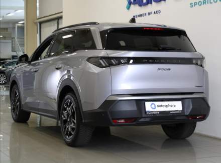 Peugeot - 5008