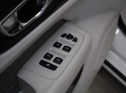 Volvo - V60