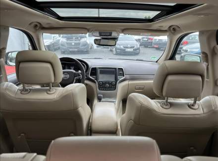 Jeep - Grand Cherokee