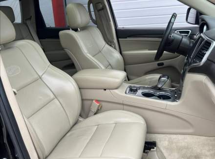 Jeep - Grand Cherokee
