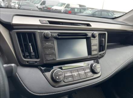 Toyota - RAV 4
