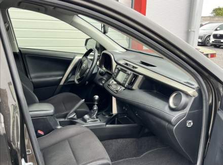 Toyota - RAV 4