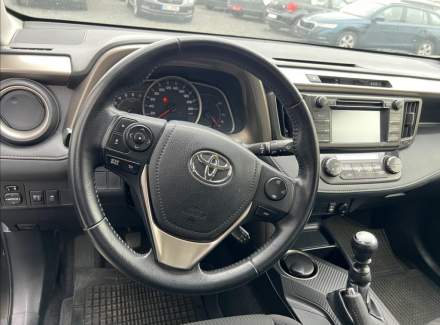 Toyota - RAV 4