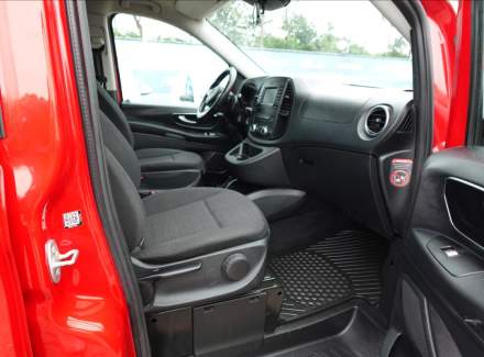 Mercedes-Benz - Vito