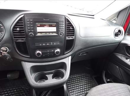 Mercedes-Benz - Vito