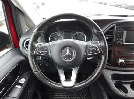 Mercedes-Benz - Vito