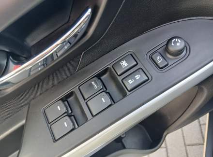 Suzuki - SX4