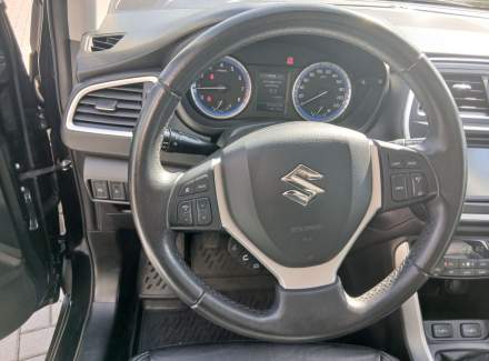 Suzuki - SX4