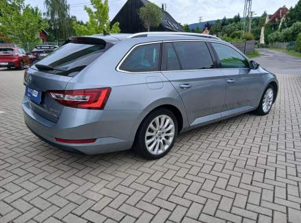 Škoda - Superb