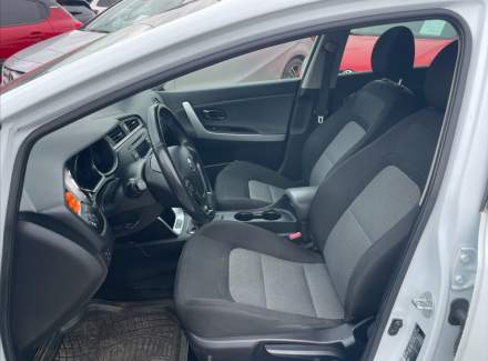 Kia - Cee'd